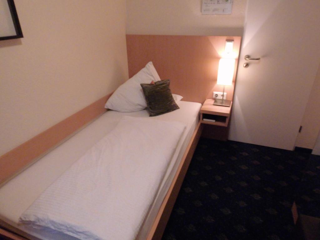 Hotel Oelen & Holgers Brasserie Und Lounge Bad Bentheim Quarto foto